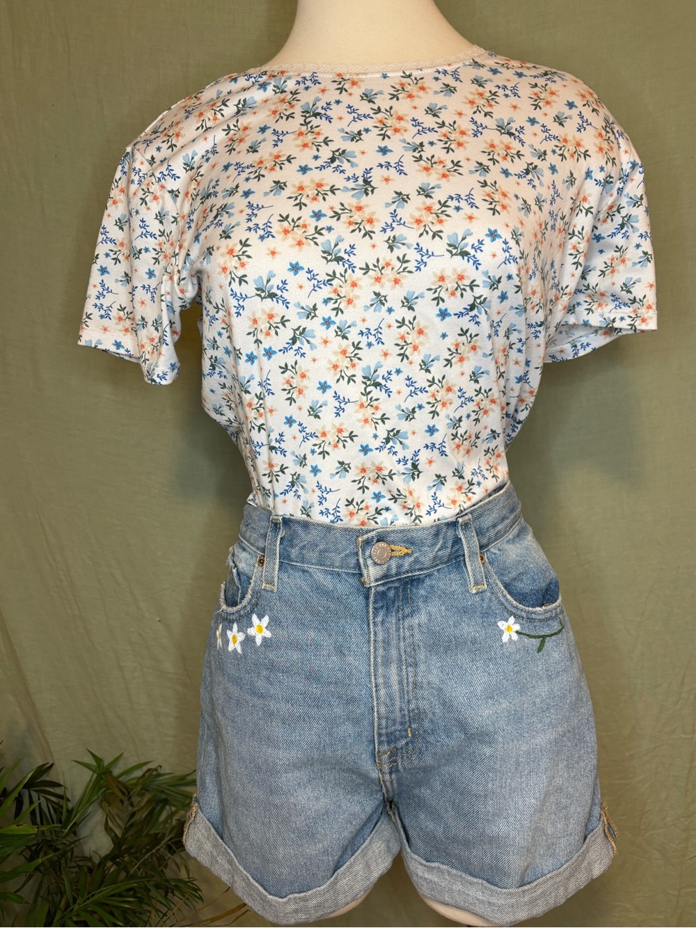 White Floral Short-Sleeve Tee with Pointelle Lace Neckline #cottagecore